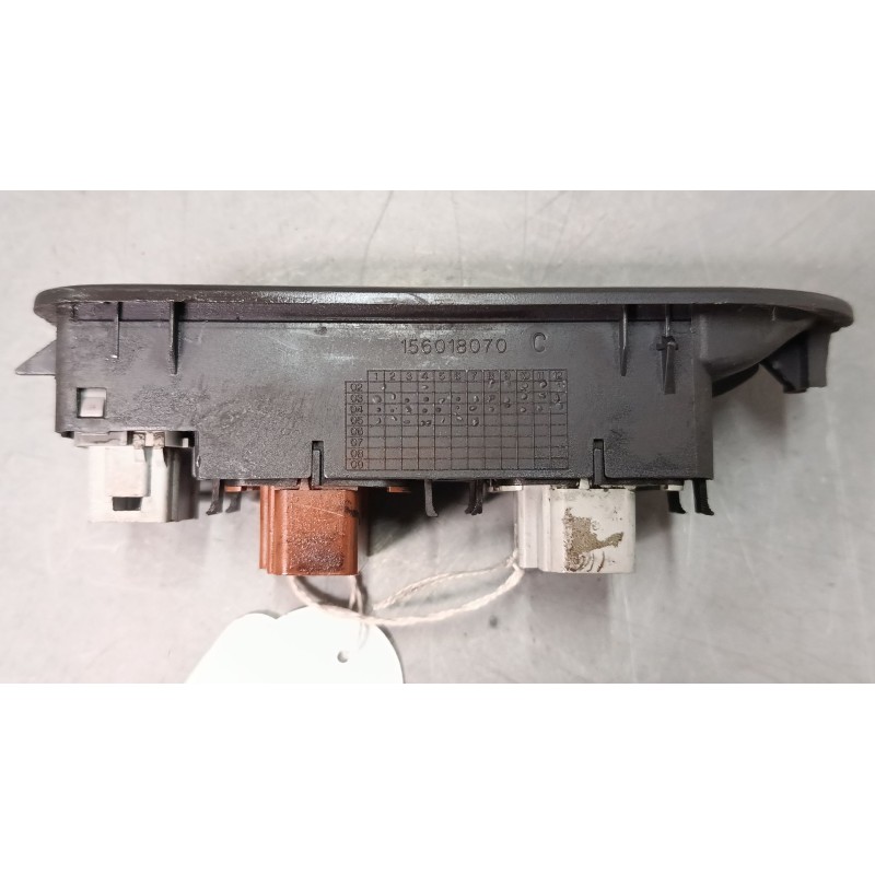 Recambio de mando elevalunas delantero izquierdo para renault scénic ii (jm0/1_) 1.5 dci (jm1e, jm16) referencia OEM IAM   