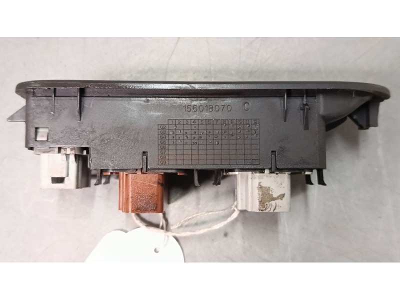 Recambio de mando elevalunas delantero izquierdo para renault scénic ii (jm0/1_) 1.5 dci (jm1e, jm16) referencia OEM IAM   