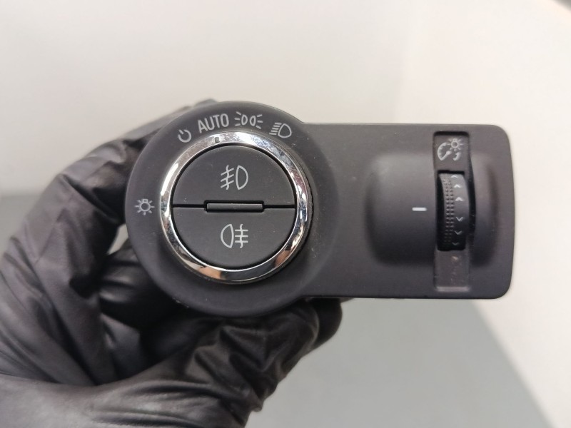 Recambio de conmutador de luces para opel astra j (p10) 1.7 cdti (68) referencia OEM IAM 13268707  