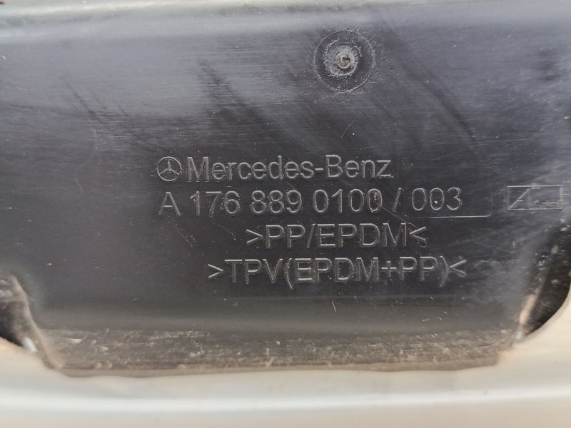 Recambio de aleta delantera derecha para mercedes-benz clase a (w176) a 220 d (176.003) referencia OEM IAM   