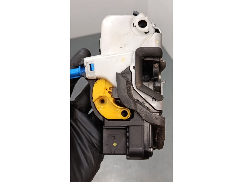 Recambio de cerradura puerta delantera izquierda para opel astra j (p10) 1.7 cdti (68) referencia OEM IAM   