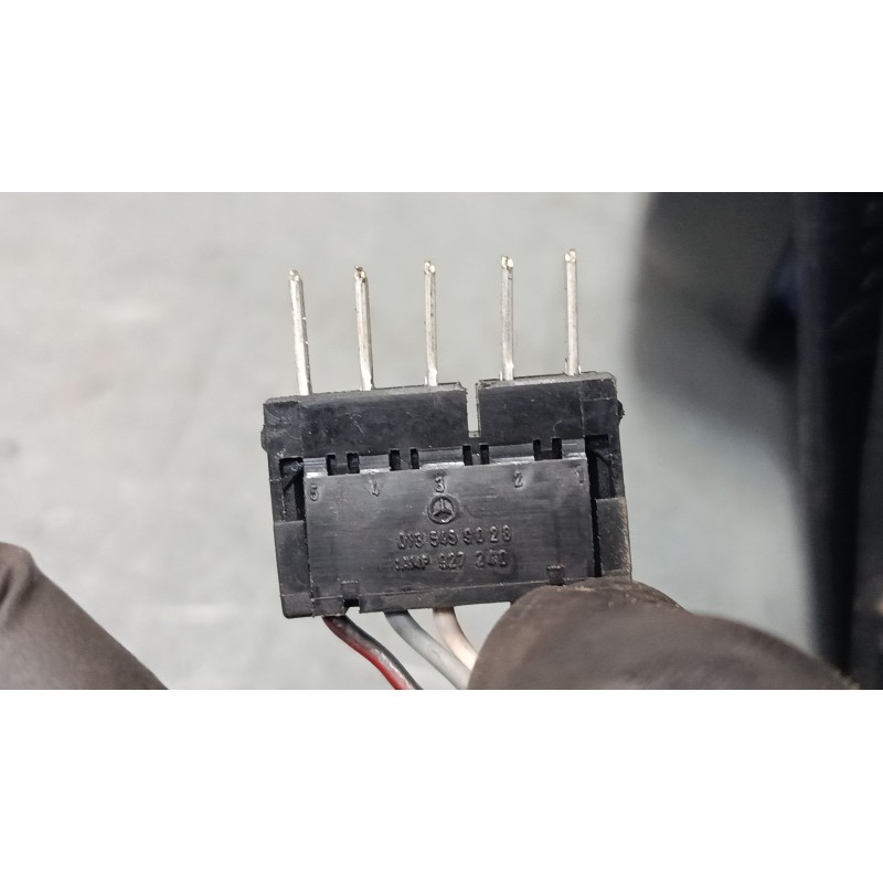 Recambio de retrovisor electrico izquierdo para mercedes-benz clase a (w168) a 190 (168.032, 168.132) referencia OEM IAM   