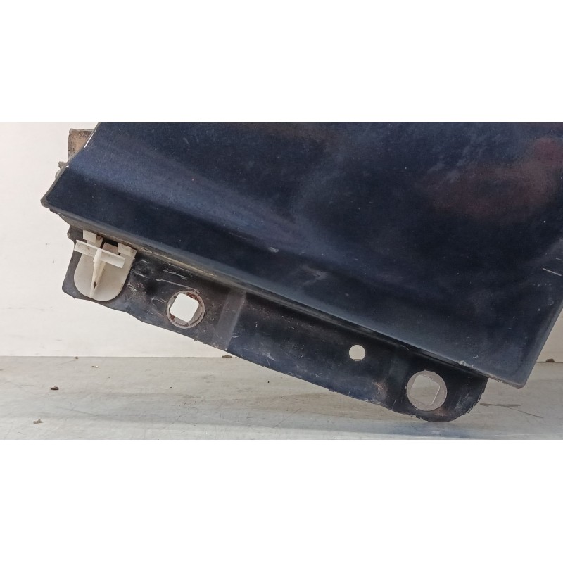 Recambio de aleta delantera derecha para mercedes-benz clase c (w203) c 200 kompressor (203.042) referencia OEM IAM   