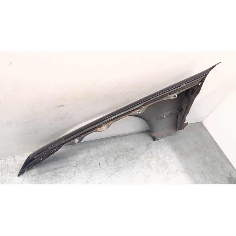 Recambio de aleta delantera derecha para mercedes-benz clase c (w203) c 200 kompressor (203.042) referencia OEM IAM   