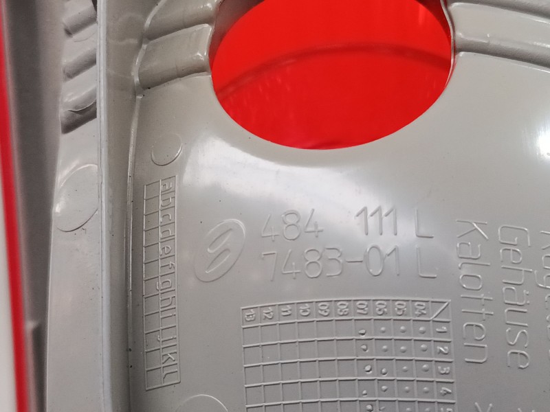 Recambio de piloto trasero izquierdo para audi a4 b7 avant (8ed) 2.0 tdi referencia OEM IAM 8E9945095E  