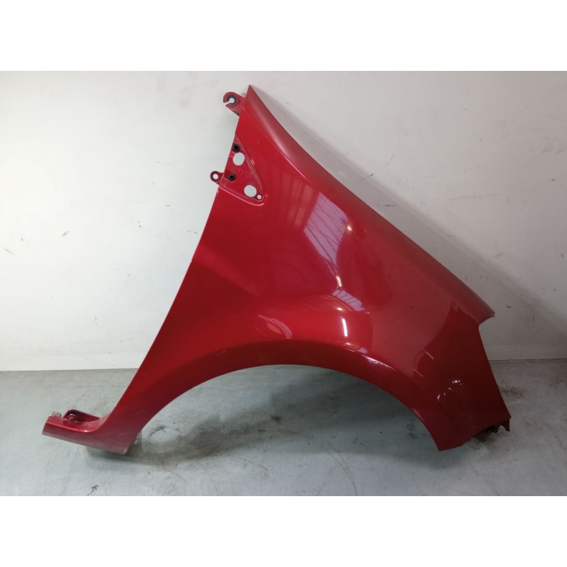 Recambio de aleta delantera derecha para renault clio iii (br0/1, cr0/1) 1.5 dci (br17, cr17) referencia OEM IAM   