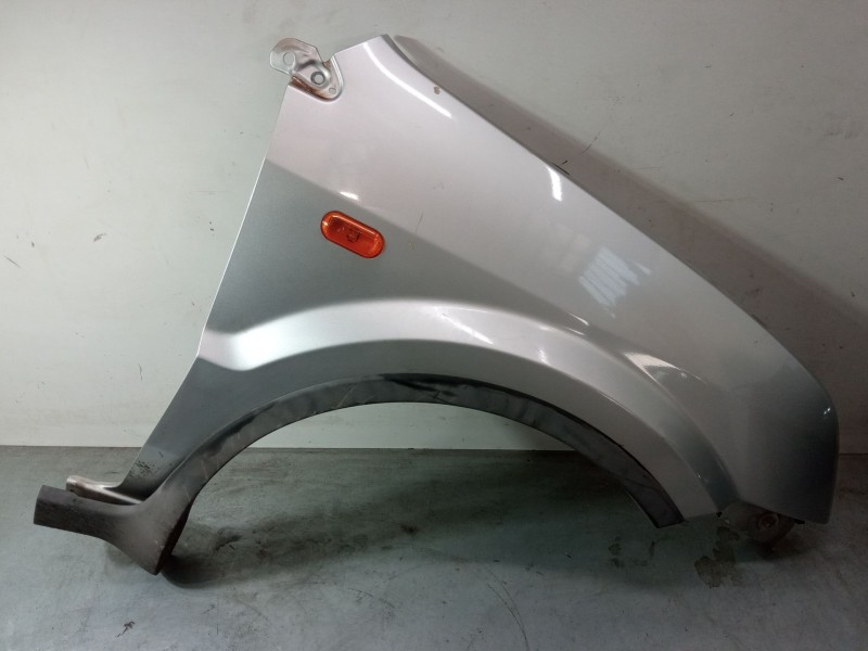 Recambio de aleta delantera derecha para ford fusion (ju_) 1.6 tdci referencia OEM IAM   