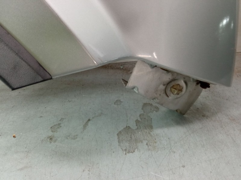 Recambio de aleta delantera derecha para ford fusion (ju_) 1.6 tdci referencia OEM IAM   
