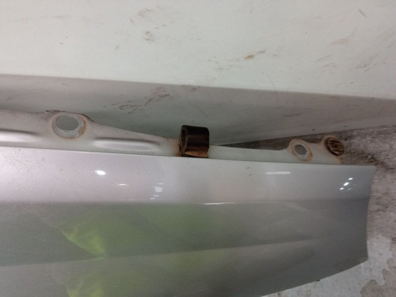 Recambio de aleta delantera derecha para opel combo tour 1.6 referencia OEM IAM   