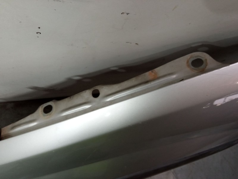 Recambio de aleta delantera izquierda para opel combo tour 1.6 referencia OEM IAM   