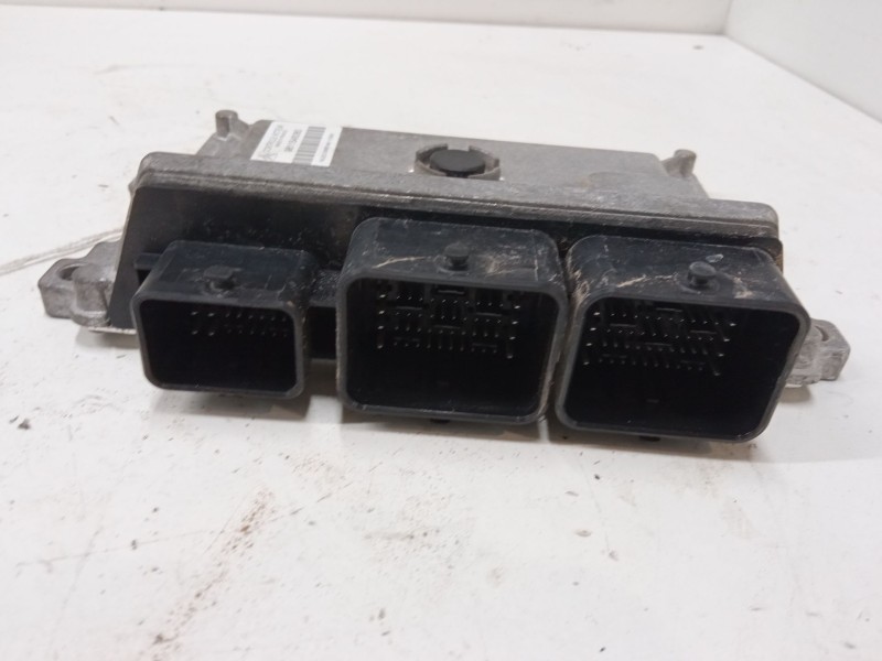 Recambio de centralita motor uce para citroën c3 ii (sc_) 1.0 vti 68 referencia OEM IAM 9811545080  
