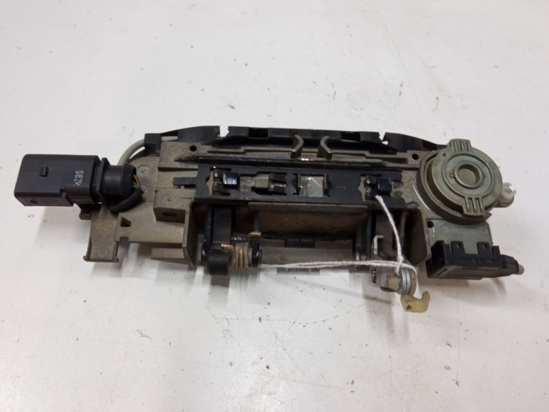 Recambio de maneta exterior puerta delantera izquierda para audi a3 (8l1) 1.9 tdi referencia OEM IAM   