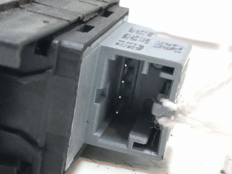 Recambio de mando elevalunas delantero derecho para seat ibiza iii (6l1) 1.4 16v referencia OEM IAM 6L0959856  