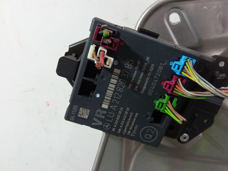 Recambio de elevalunas electrico delantero derecho para mercedes-benz clase e (w212) e 350 cgi (212.057) referencia OEM IAM A212