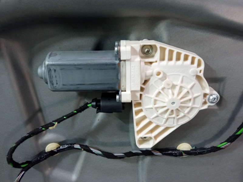 Recambio de elevalunas electrico delantero izquierdo para mercedes-benz clase b sports tourer (w245) b 180 cdi (245.207) referen