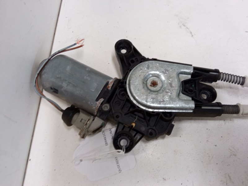 Recambio de elevalunas electrico delantero izquierdo para peugeot 106 ii (1a_, 1c_) 1.4 i referencia OEM IAM   