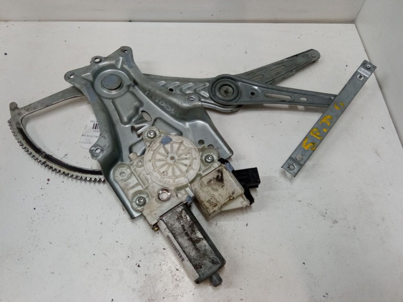 Recambio de elevalunas electrico delantero derecho para opel vectra c gts (z02) 1.9 cdti (f68) referencia OEM IAM   