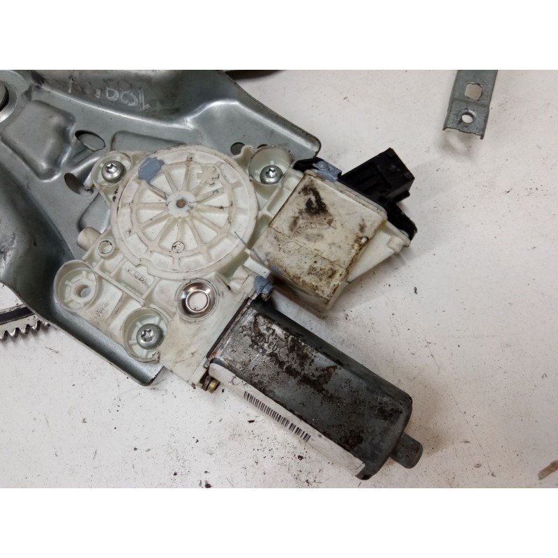 Recambio de elevalunas electrico delantero derecho para opel vectra c gts (z02) 1.9 cdti (f68) referencia OEM IAM   