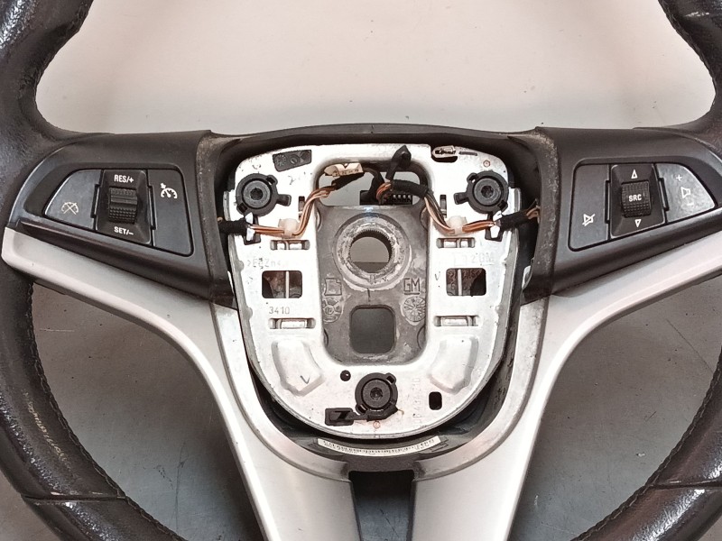 Recambio de volante multifincion para chevrolet orlando (j309) 2.0 d referencia OEM IAM 95227506  