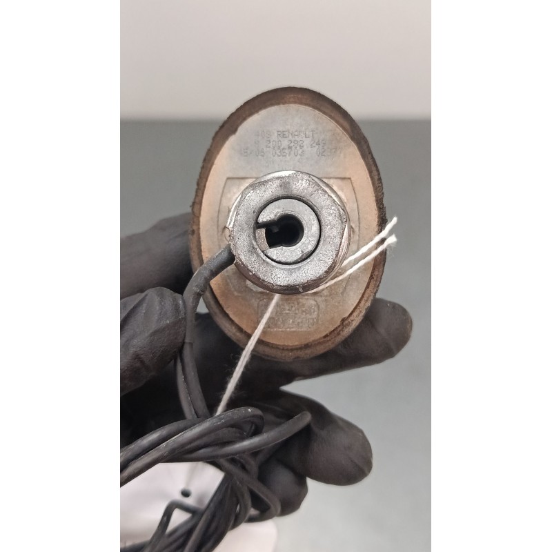 Recambio de antena para renault clio iii (br0/1, cr0/1) 1.5 dci (br17, cr17) referencia OEM IAM   
