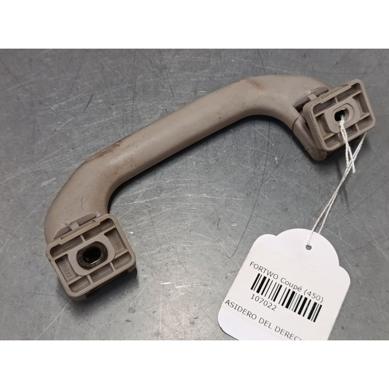 Recambio de asidero del derecho para smart fortwo coupé (450) 0.7 (450.352, 450.332) referencia OEM IAM   