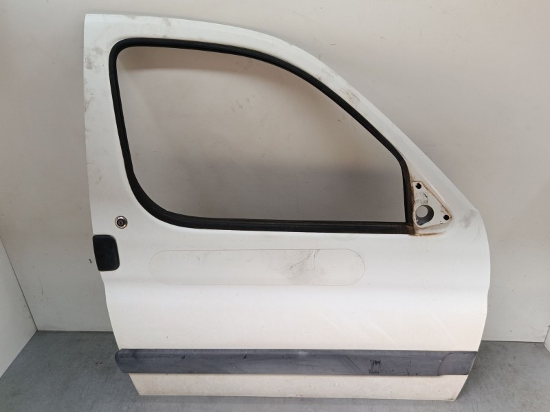 Recambio de puerta delantera derecha para peugeot partner furgoneta/monovolumen (5_, g_) 1.6 hdi 75 referencia OEM IAM   