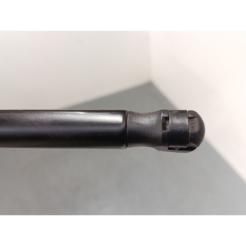 Recambio de amortiguadores capo para audi a3 sportback (8pa) 2.0 tdi 16v referencia OEM IAM   