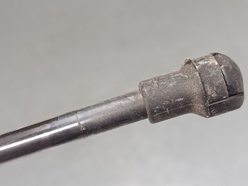 Recambio de amortiguadores capo para audi a3 (8l1) 1.9 tdi referencia OEM IAM   