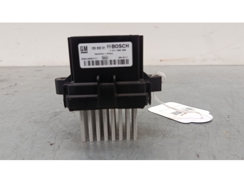 Recambio de resistencia calefaccion para opel astra j (p10) 1.4 turbo (68) referencia OEM IAM 13503201  