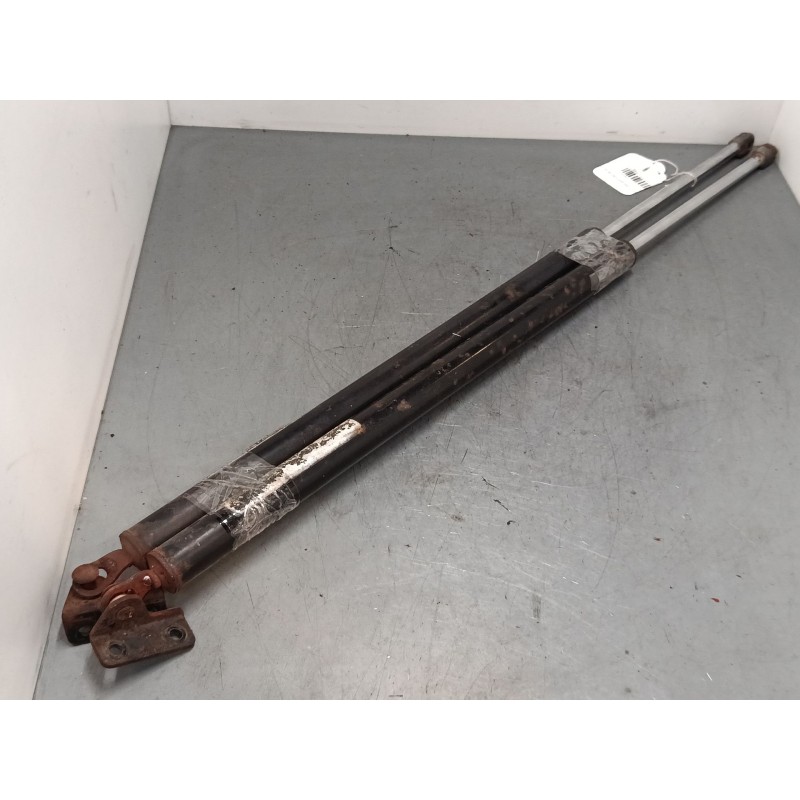 Recambio de amortiguadores malet/porton para hyundai h-1 furgoneta (a1) 2.5 td referencia OEM IAM   