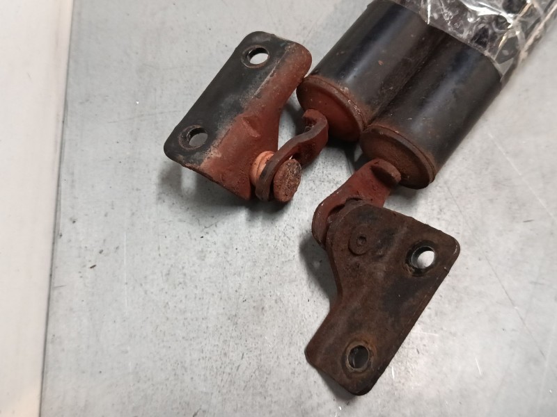 Recambio de amortiguadores malet/porton para hyundai h-1 furgoneta (a1) 2.5 td referencia OEM IAM   