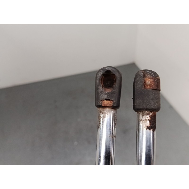 Recambio de amortiguadores malet/porton para hyundai h-1 furgoneta (a1) 2.5 td referencia OEM IAM   