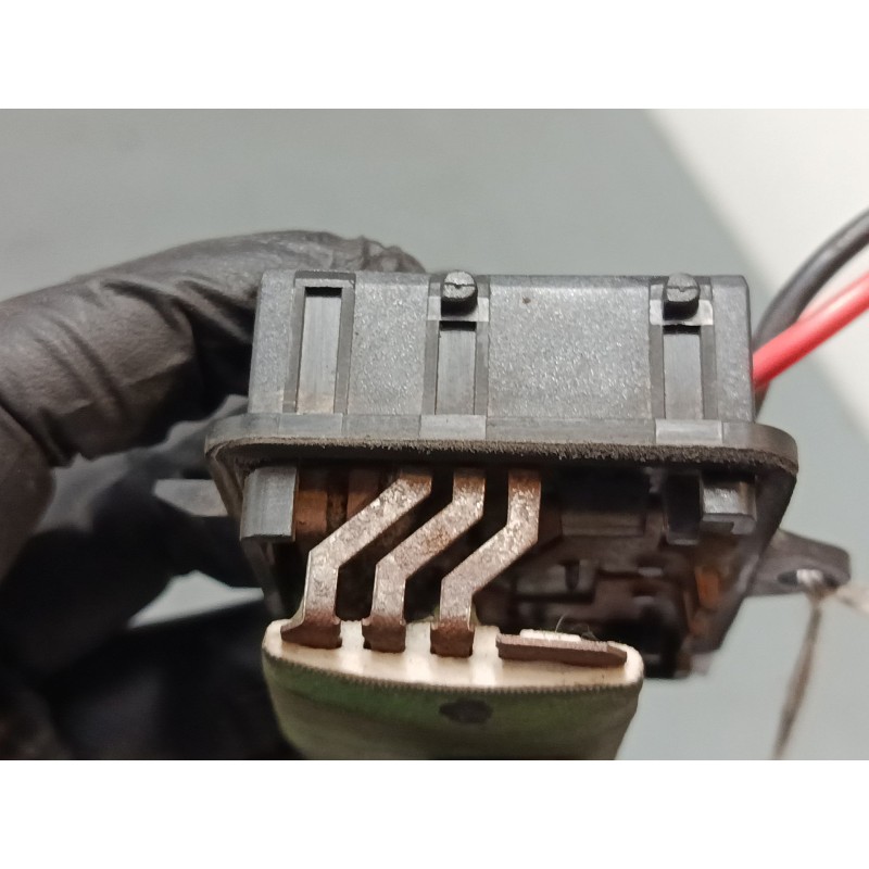 Recambio de resistencia calefaccion para renault clio ii (bb_, cb_) 1.4 (b/cb0c, b/cb0s) referencia OEM IAM   
