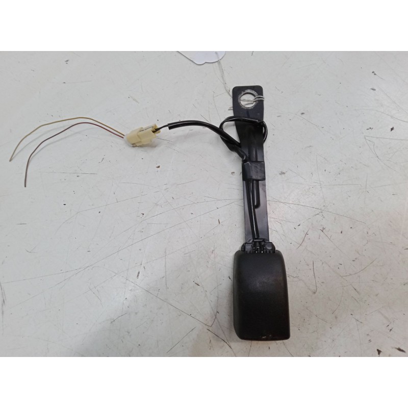 Recambio de anclaje cinturon delantero izquierdo para suzuki sx4 (ey, gy) 1.9 ddis 4x4 (rw 419d) referencia OEM IAM   
