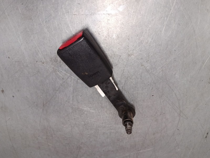 Recambio de anclaje cinturon delantero derecho para nissan almera ii hatchback (n16) 2.2 di referencia OEM IAM   