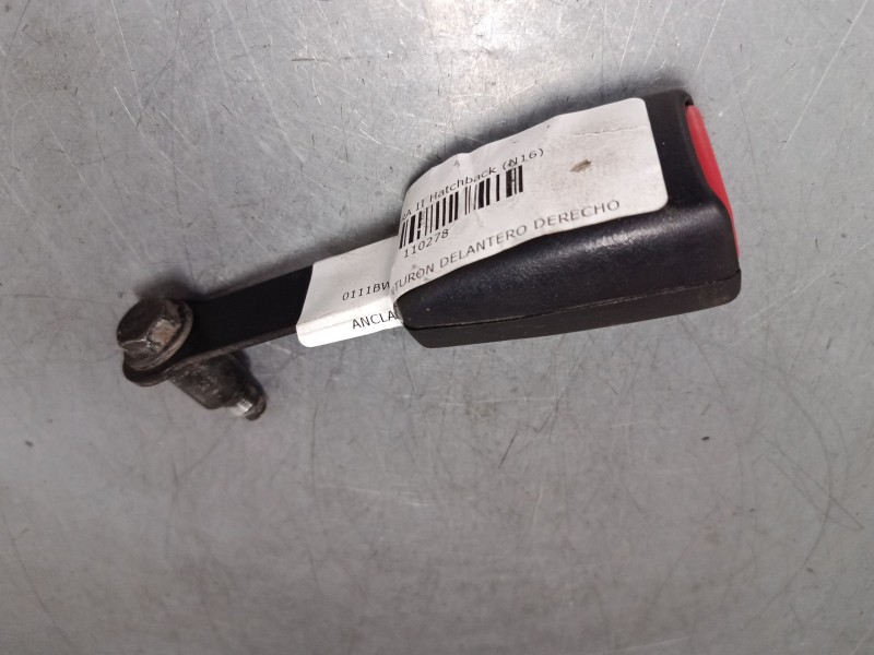 Recambio de anclaje cinturon delantero derecho para nissan almera ii hatchback (n16) 2.2 di referencia OEM IAM   