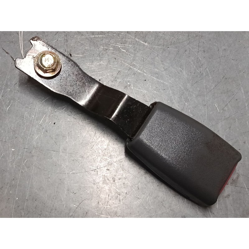 Recambio de anclaje cinturon delantero derecho para hyundai santa fé i (sm) 2.0 crdi 4x4 referencia OEM IAM   