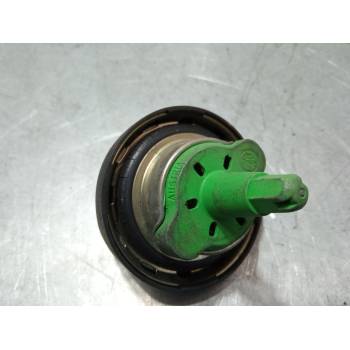 TAPON COMBUSTIBLE 