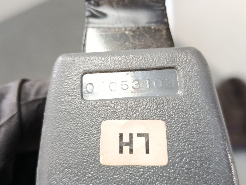 Recambio de anclaje cinturon delantero izquierdo para hyundai santa fé i (sm) 2.0 crdi 4x4 referencia OEM IAM   