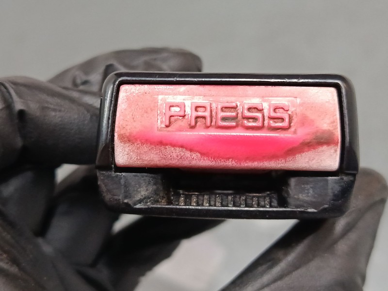 Recambio de anclaje cinturon delantero izquierdo para citroën xsara picasso (n68) 1.6 hdi referencia OEM IAM   
