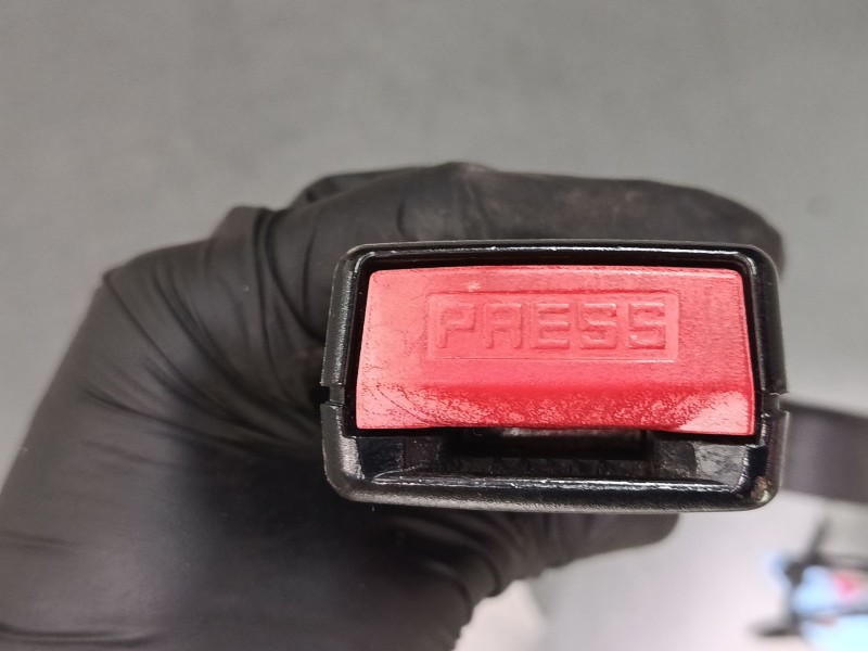 Recambio de anclaje cinturon delantero derecho para citroën c3 i (fc_, fn_) 1.4 hdi referencia OEM IAM   