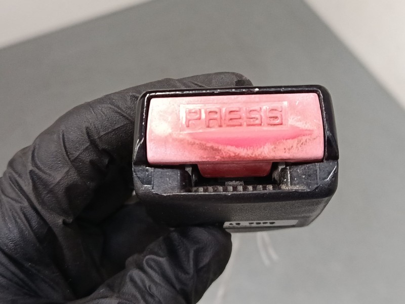 Recambio de anclaje cinturon delantero derecho para citroën xsara picasso (n68) 1.6 referencia OEM IAM   