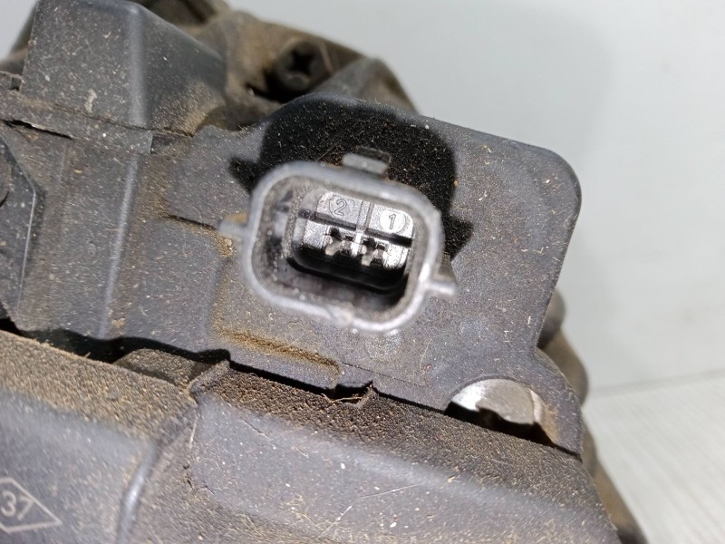 Recambio de alternador para renault twingo ii (cn0_) 1.5 dci (cn0e) referencia OEM IAM   