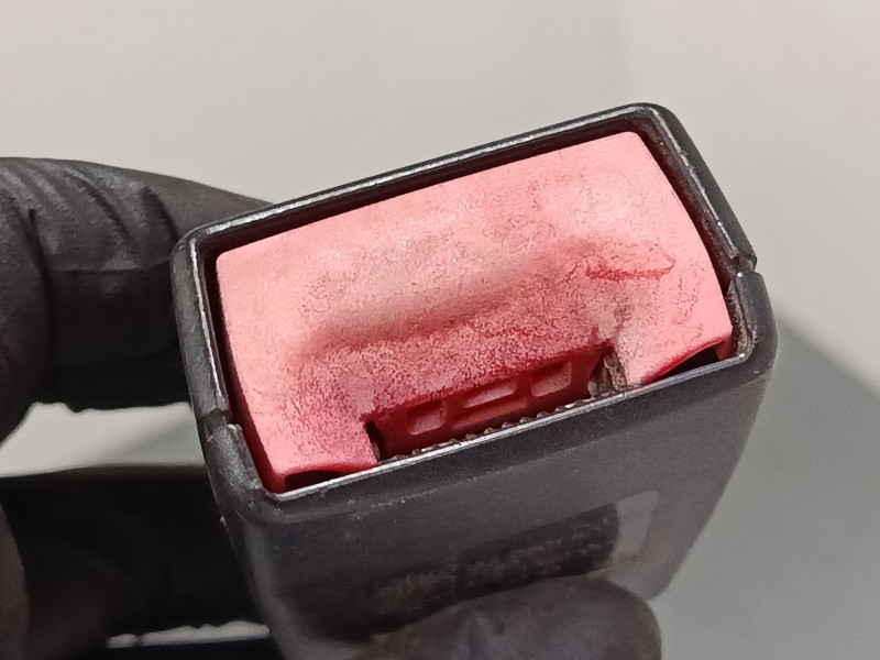 Recambio de anclaje cinturon delantero derecho para fiat grande punto van (199_) 1.3 jtd multijet (199cxc1a) referencia OEM IAM 