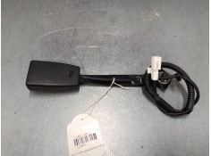 Recambio de anclaje cinturon delantero izquierdo para mazda 2 (de_, dh_) 1.5 (de5fs) referencia OEM IAM   