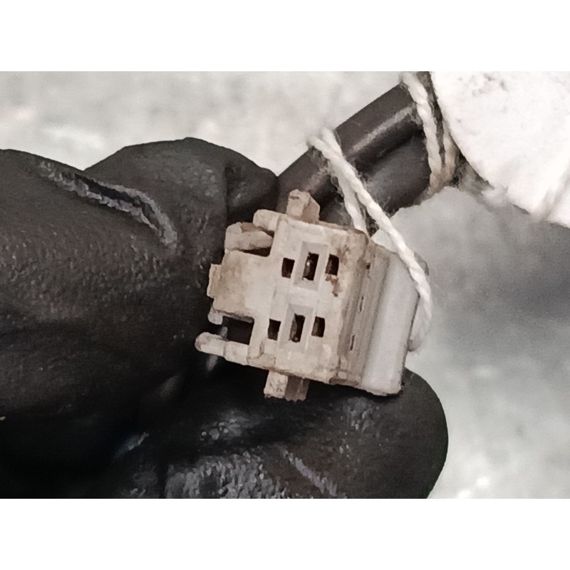 Recambio de anclaje cinturon delantero izquierdo para fiat grande punto van (199_) 1.3 jtd multijet (199cxc1a) referencia OEM IA
