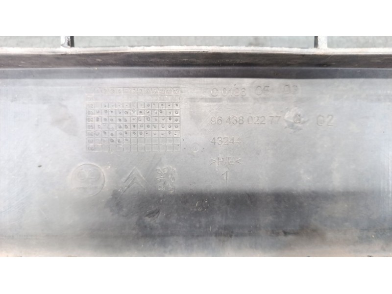 Recambio de paragolpes delantero para peugeot partner furgoneta/monovolumen (5_, g_) 1.6 hdi 75 referencia OEM IAM 9643802277G  