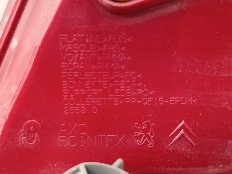 Recambio de piloto trasero izquierdo para peugeot 307 cc (3b) 2.0 16v referencia OEM IAM 96412998JE  