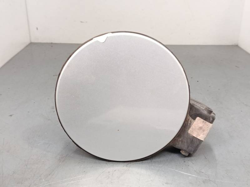 TAPA EXTERIOR COMBUSTIBLE 