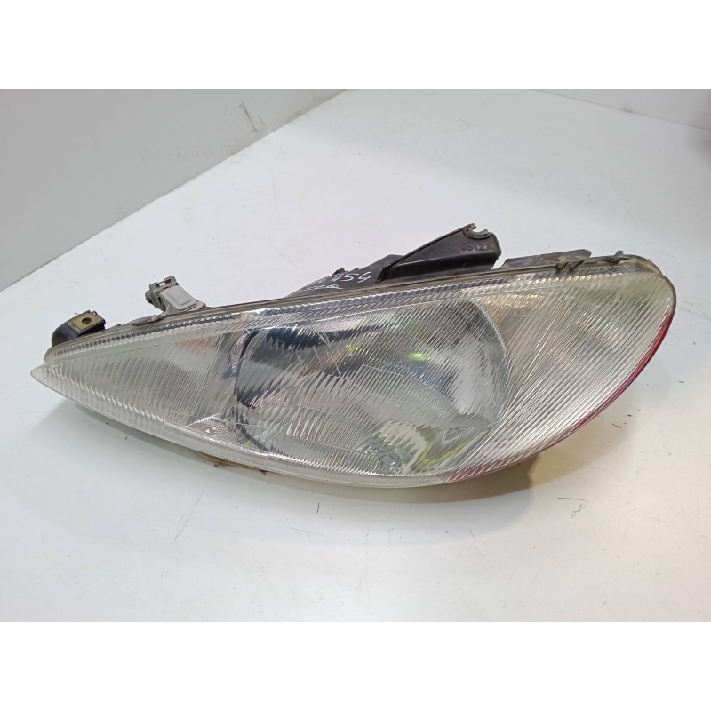 Recambio de faro izquierdo para peugeot 206 hatchback (2a/c) 1.1 i referencia OEM IAM   